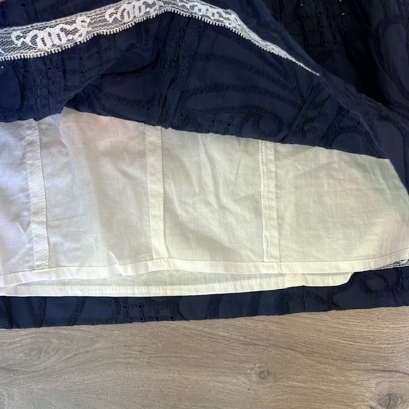 EUC Lilly Pulitzer Strapless Dress with Embedded Patter and Ruffles at Bust - Picture 3 of 7